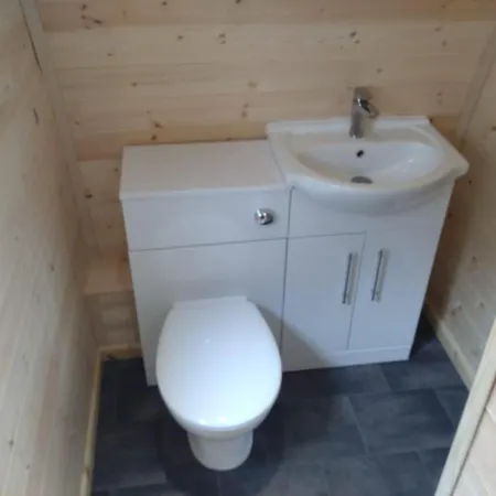 Beautiful And Cosy Pod Saintives *